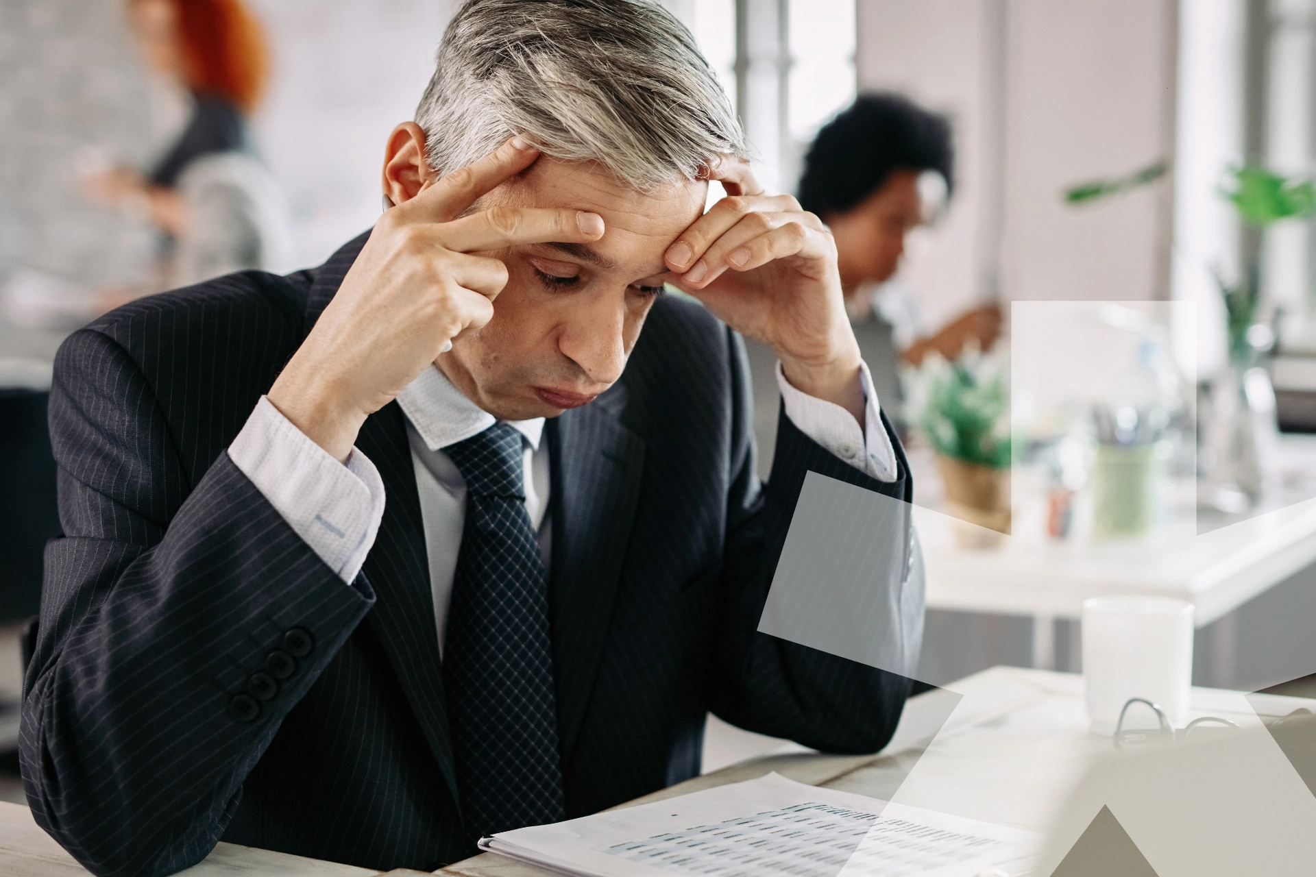 Not sure which legal document your business needs? Ask the shizl Chatbot